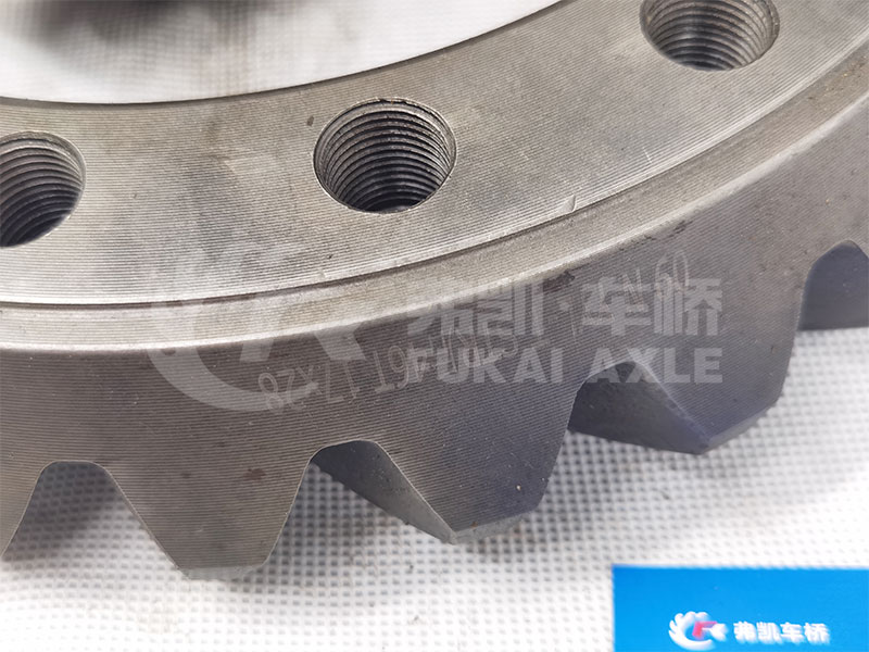 Engranaje cónico trasero para Foton Auman Ankai Axle Truck Repuestos Hff2402038ck1gftb/035A1218A 28/17 