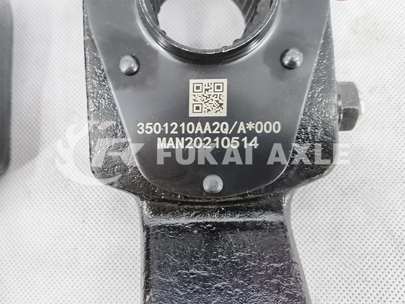 Brazo de ajuste de freno trasero 3501205AA2Q/A para repuestos de camiones FAW Jiefang 3501210AA2Q/A